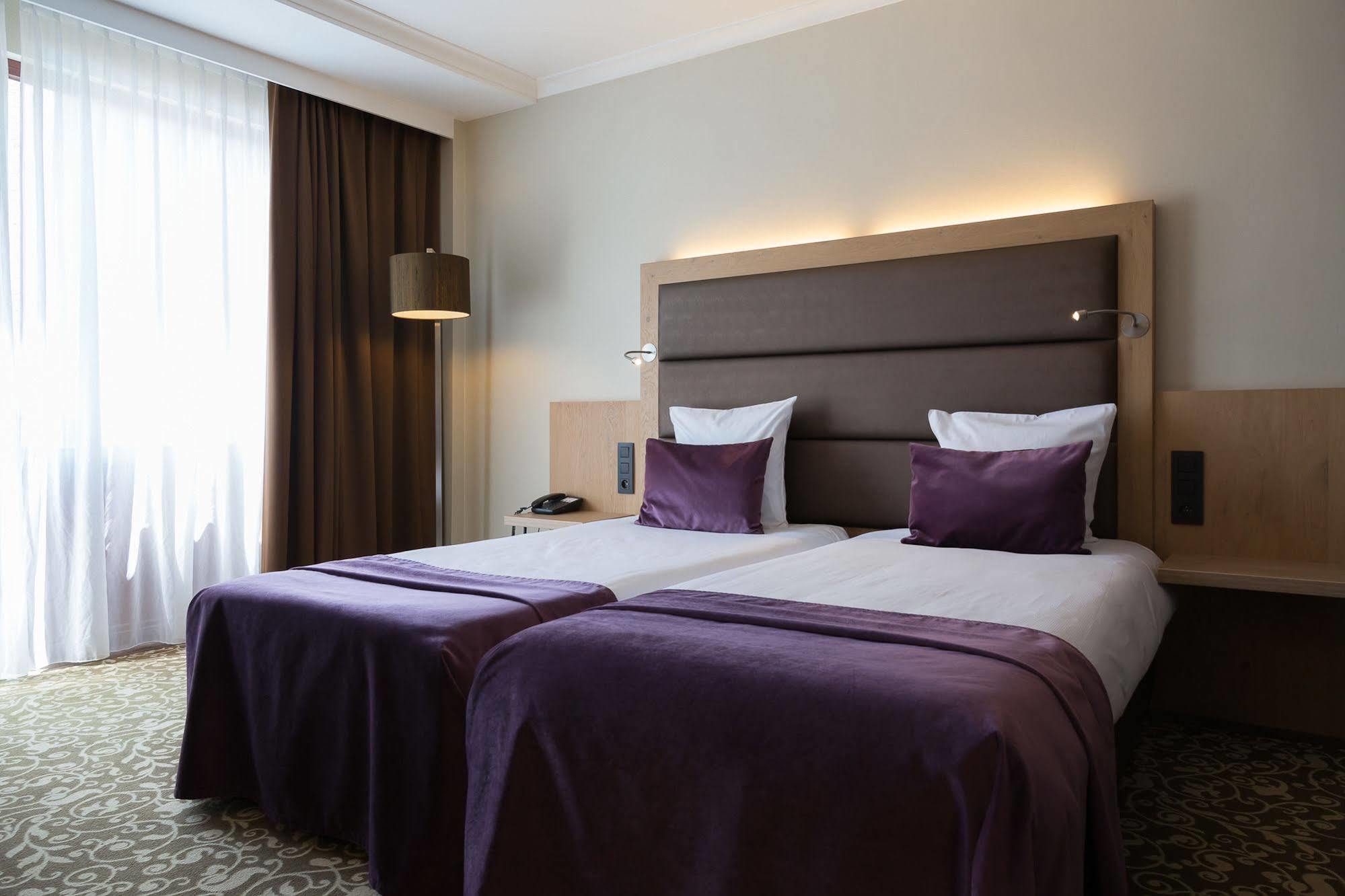 Hotel Restaurant Van Der Valk Nivelles-Sud Εξωτερικό φωτογραφία