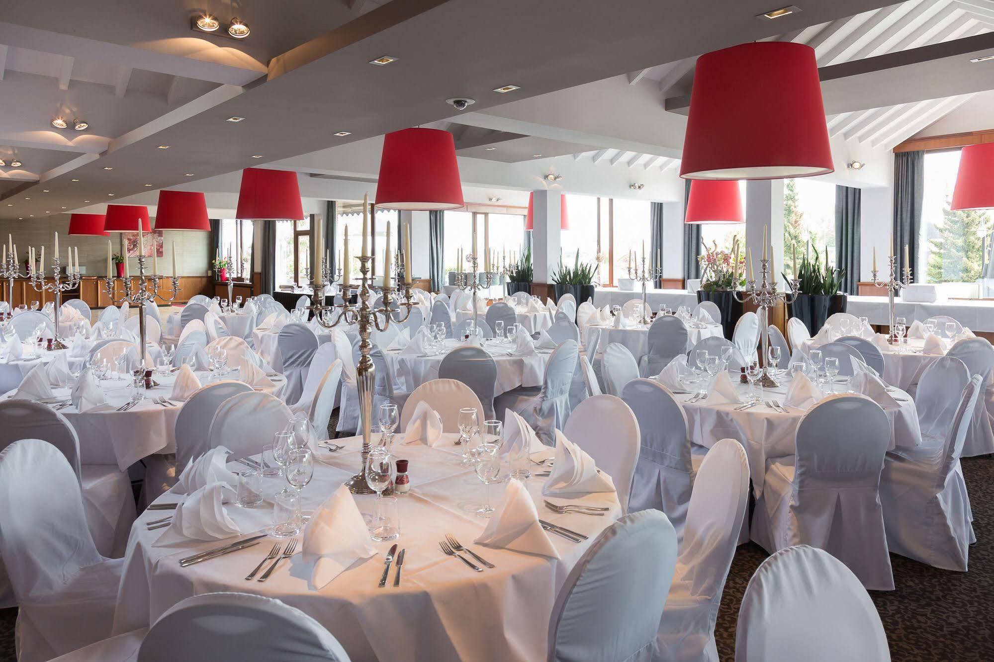 Hotel Restaurant Van Der Valk Nivelles-Sud Εξωτερικό φωτογραφία